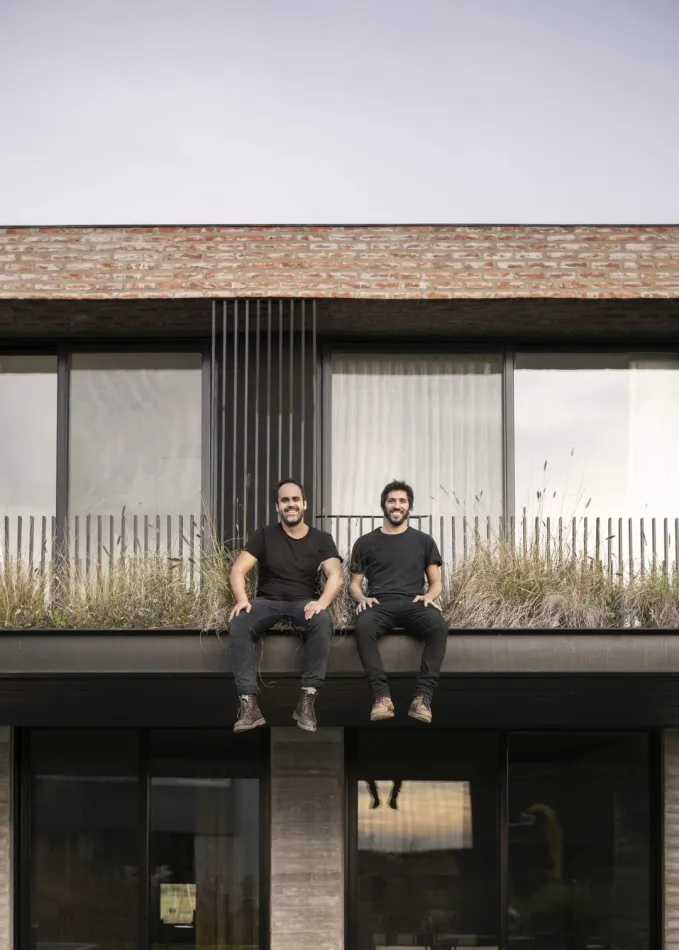 Simpleza en armonía con el paisaje