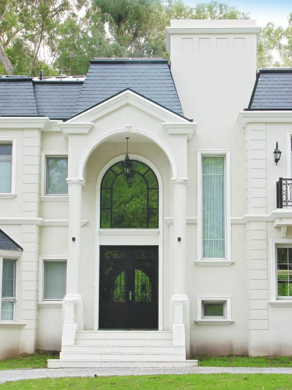 Simplemente, distinguida