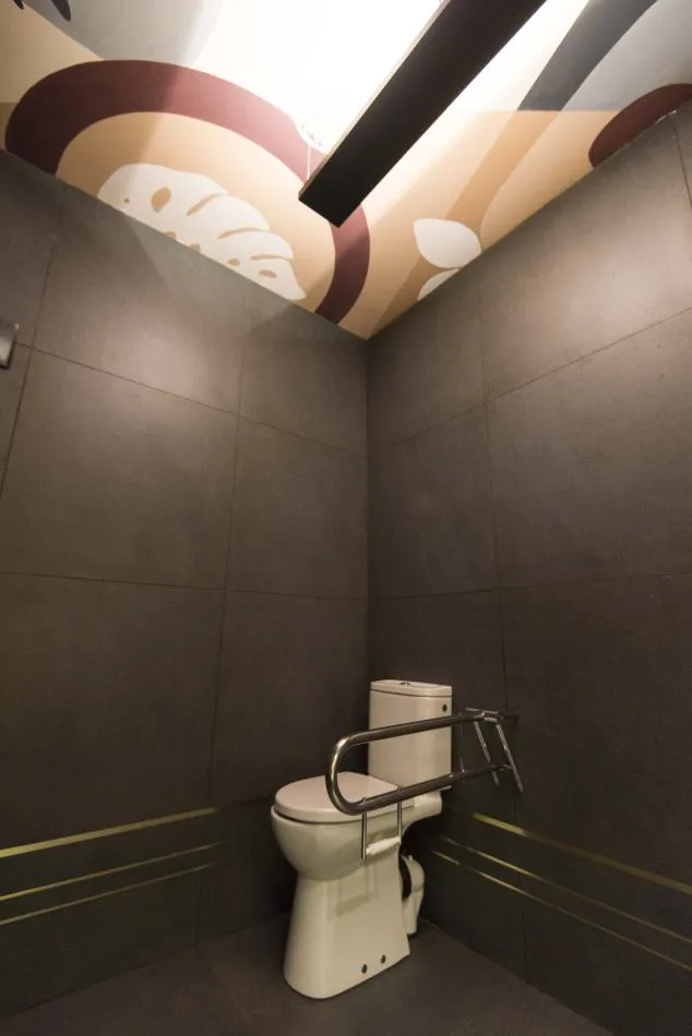 Especial Casa Foa: baños by Roca