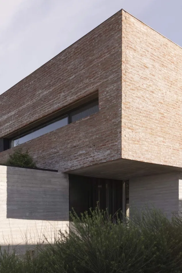 Simpleza en armonía con el paisaje