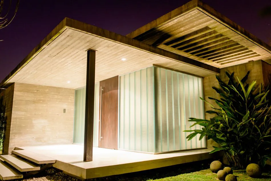 Con brillo transformador