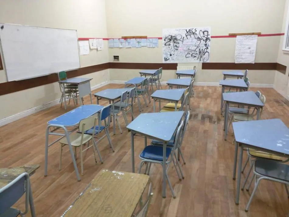 Renovación de pisos en el Liceo