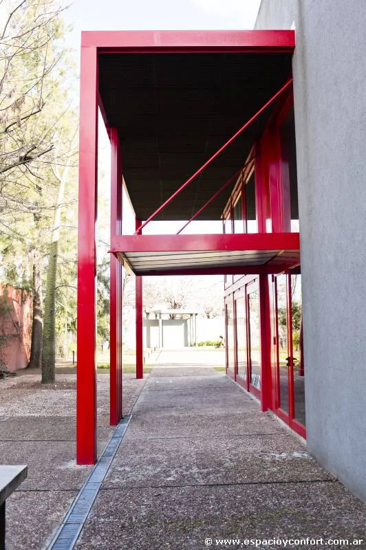 Transparente y moderno