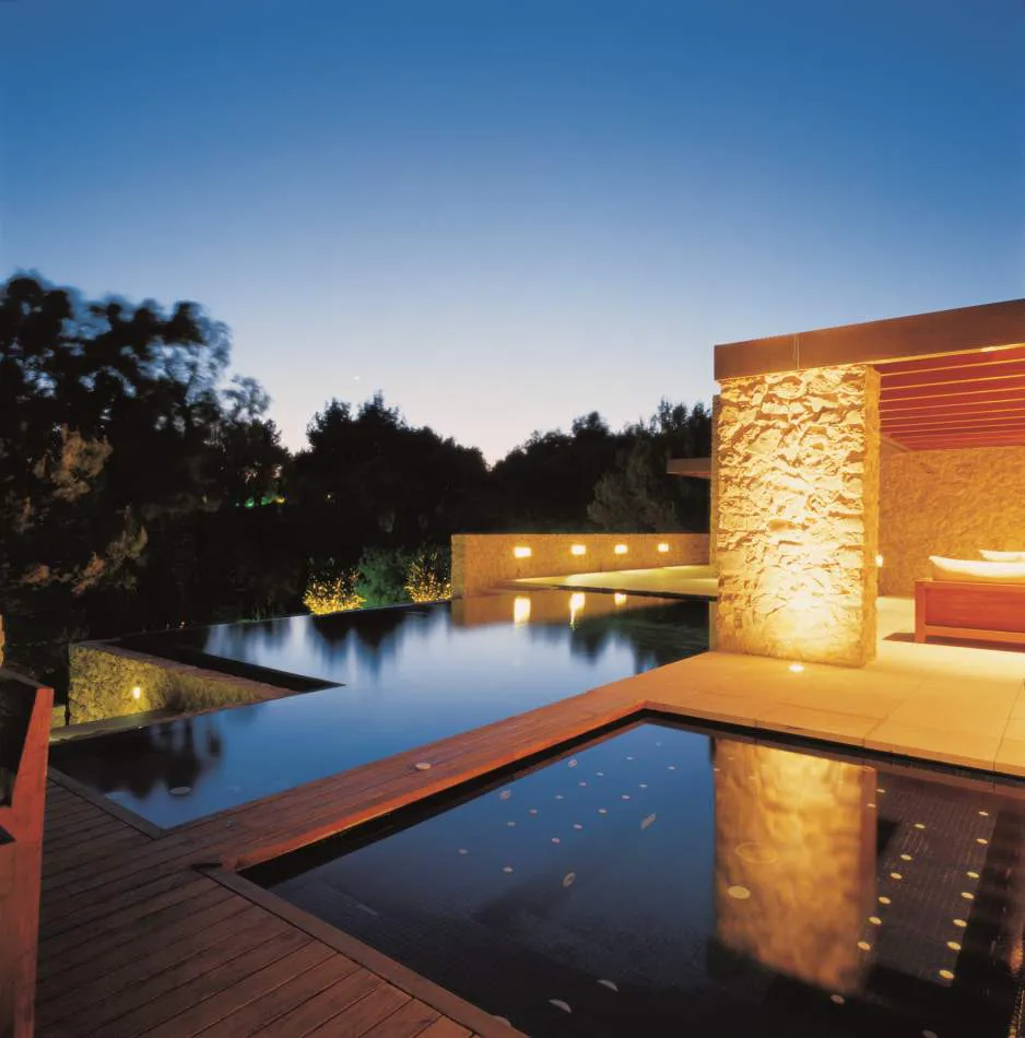 Entre la piedra y el agua