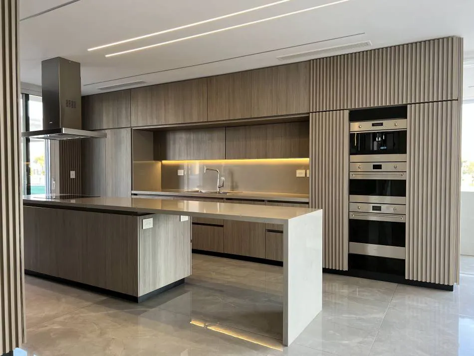 Una casa Total White