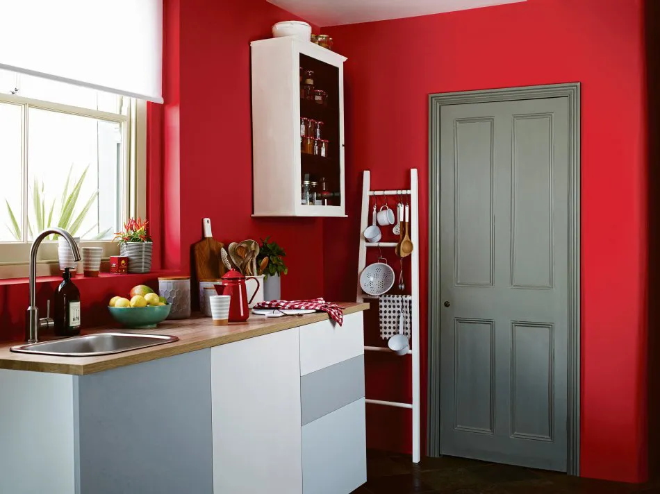 Abrile la puerta al color