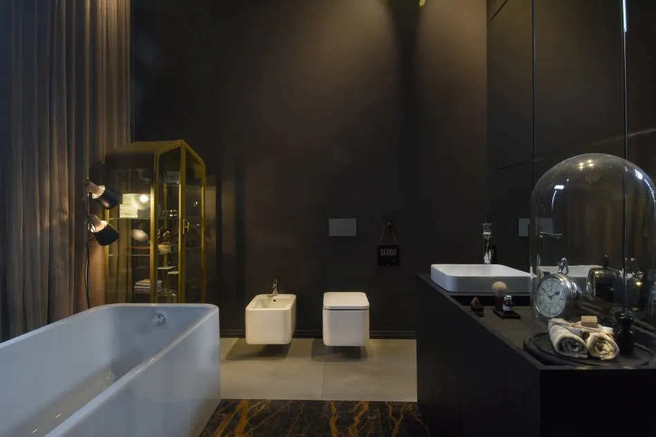 Especial Casa Foa: baños by Roca