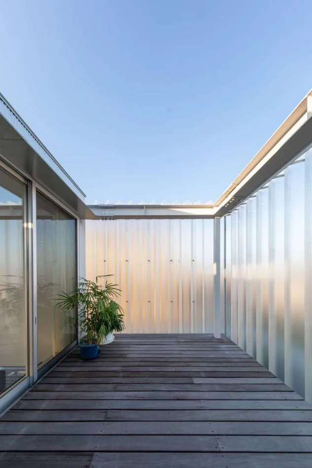 Una casa tráslucida