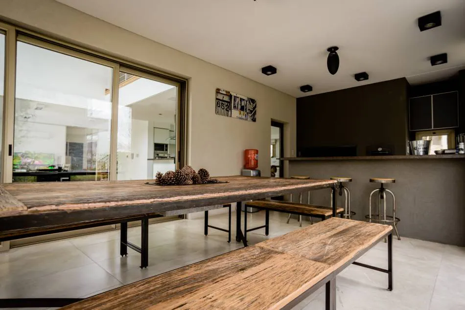 Aliada de su entorno