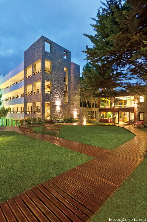 Entre el mar y el bosque