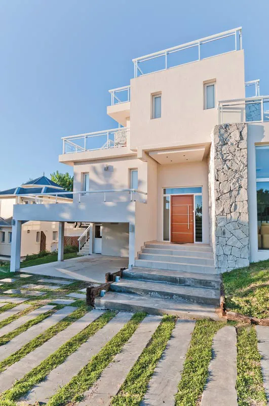 3 casas, un único sello