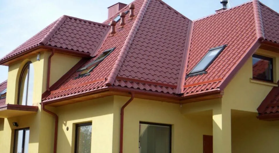 Tejas portuguesas en chapa