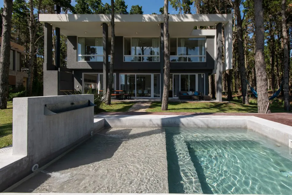 La casa de la laguna