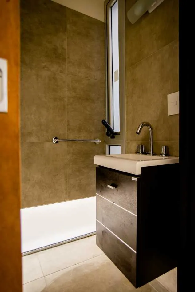 Sintético y moderno