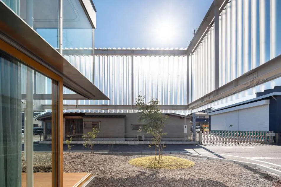 Una casa tráslucida