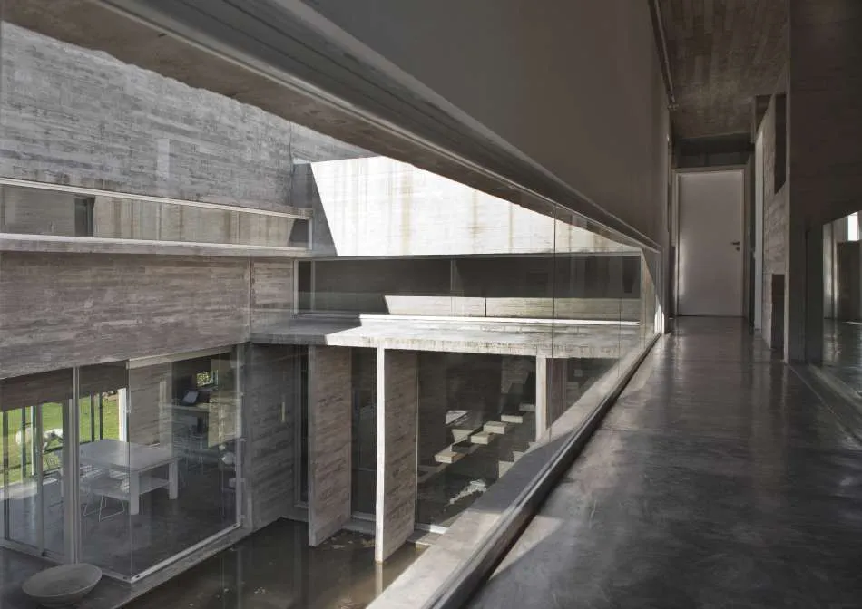 Materia, forma y estilo