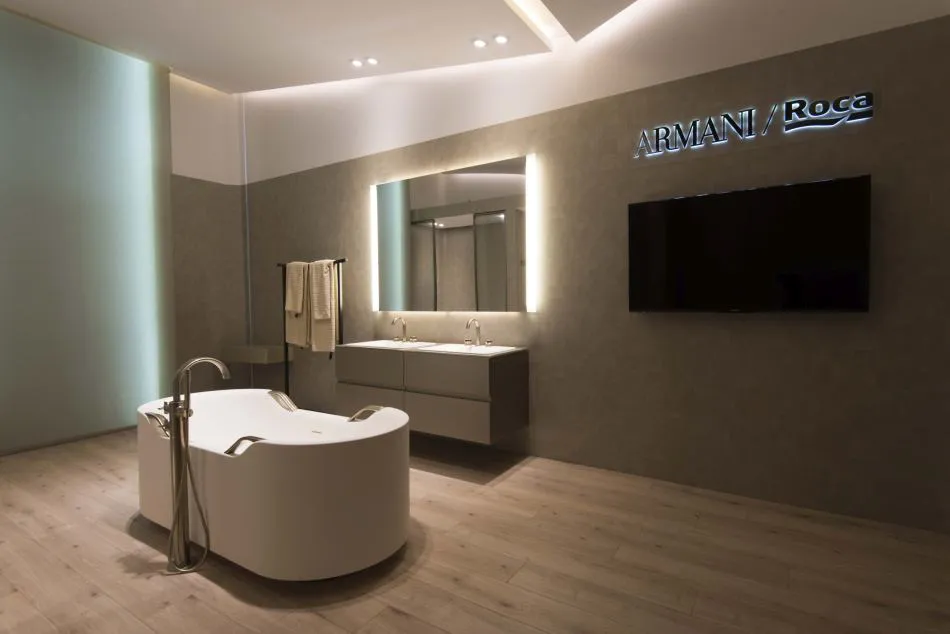 Especial Casa Foa: baños by Roca