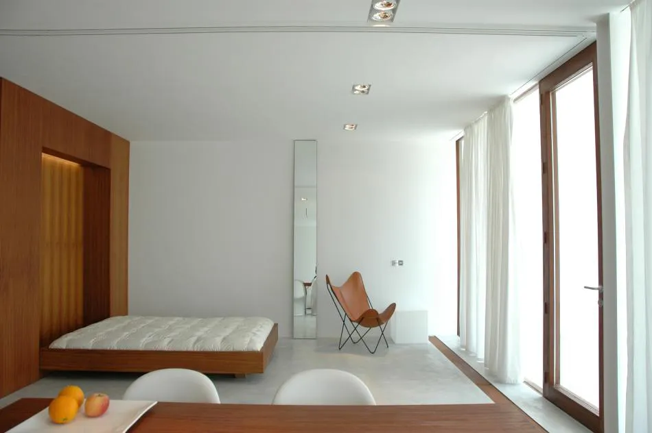 Lo mínimo, lo máximo