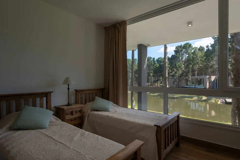 La casa de la laguna