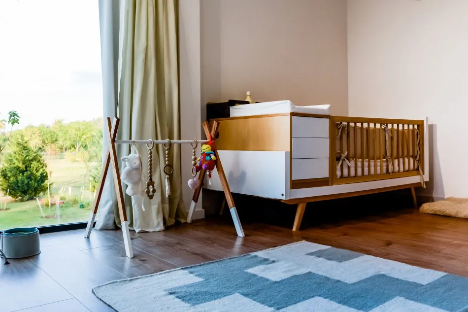 7 Contenedores, 1 Casa