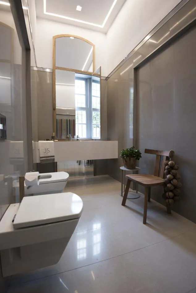 Especial Casa Foa: baños by Roca