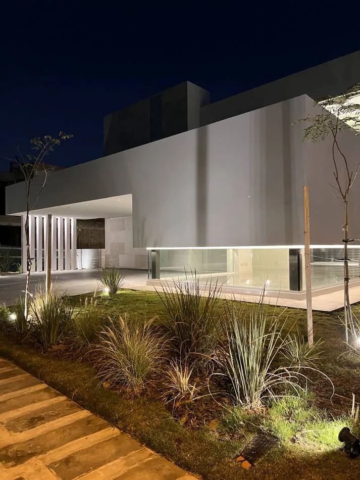 Una casa Total White