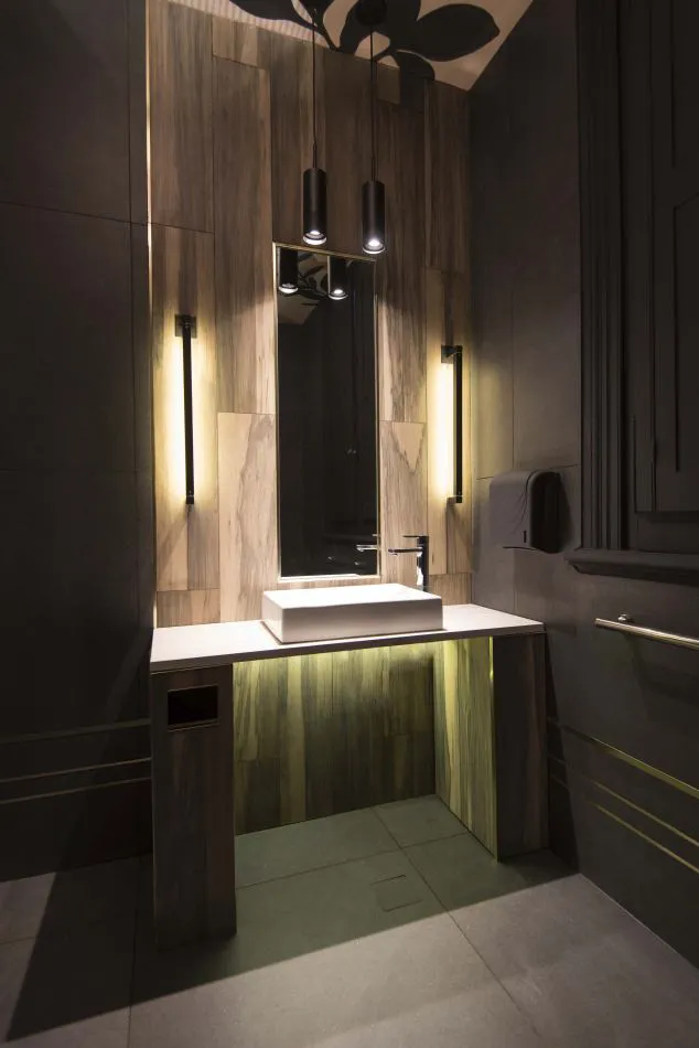 Especial Casa Foa: baños by Roca