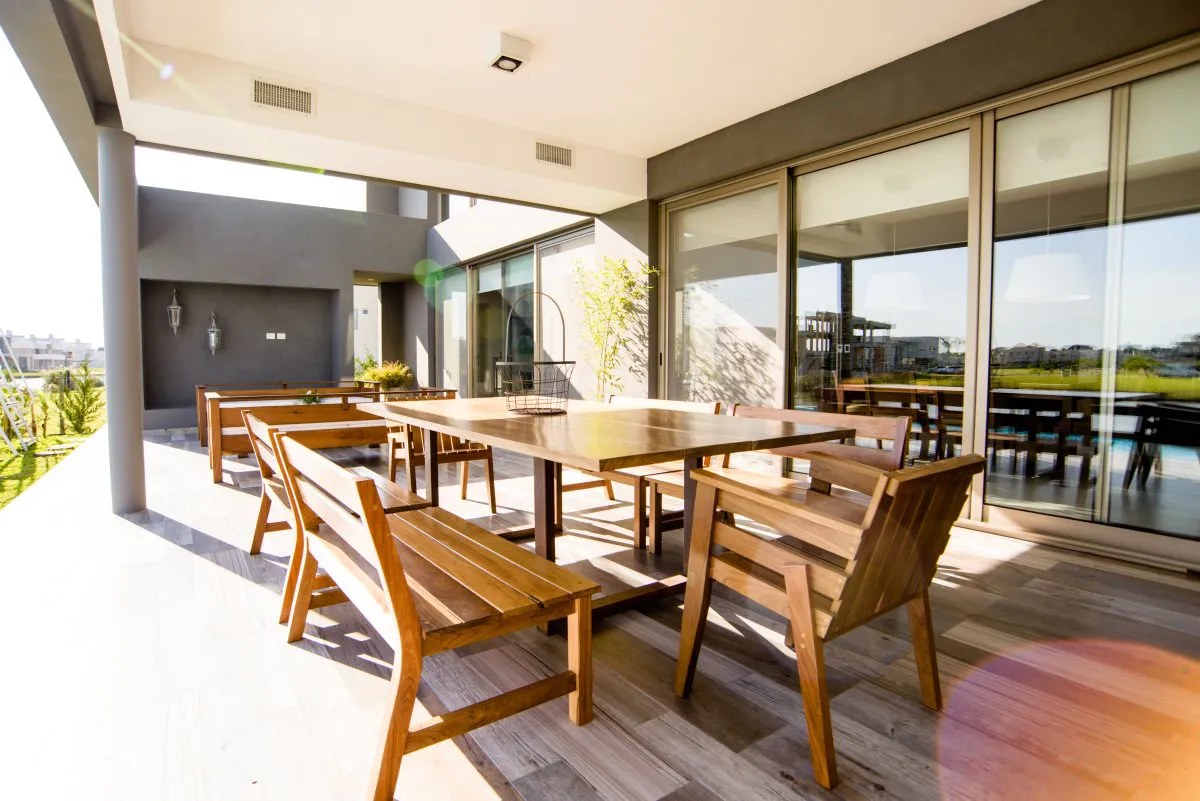 Inspirada en la laguna