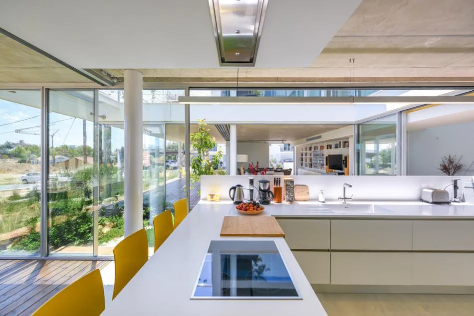 La casa del jardín en la ciudad