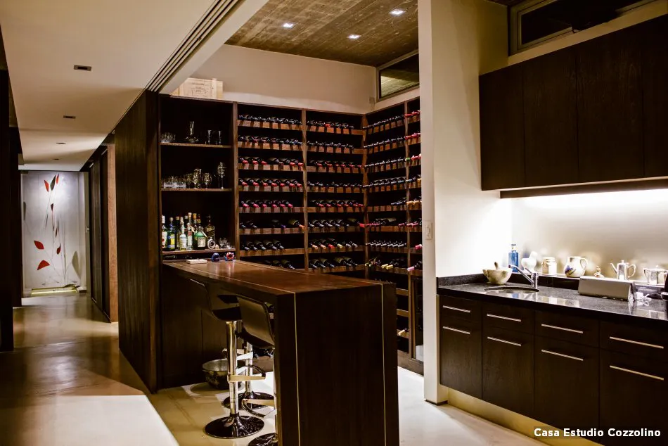 Bares y barras de madera