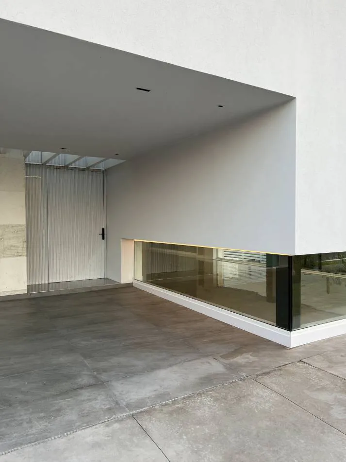 Una casa Total White