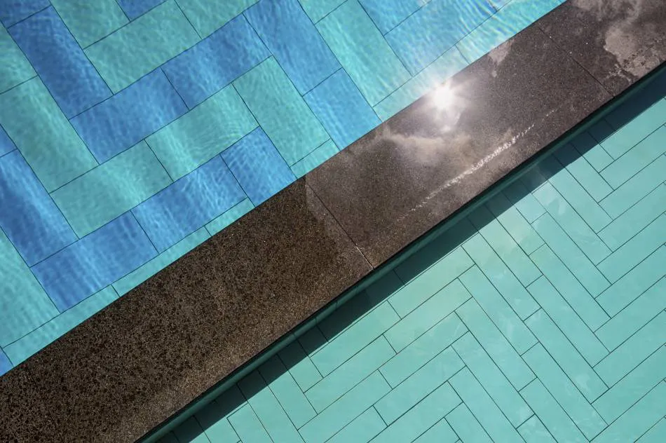 Un rascacielos tropical