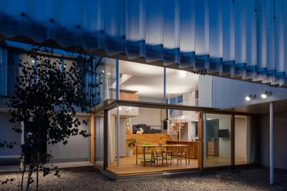 Una casa tráslucida