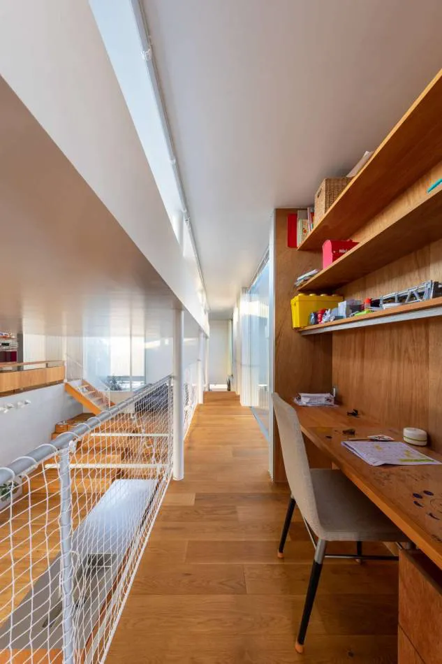 Una casa tráslucida