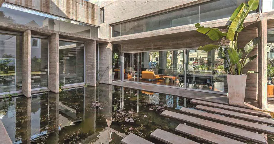 Materia, forma y estilo