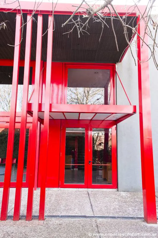 Transparente y moderno