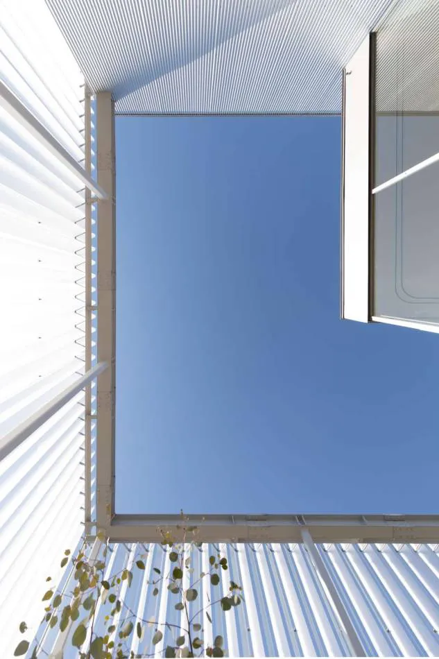 Una casa tráslucida