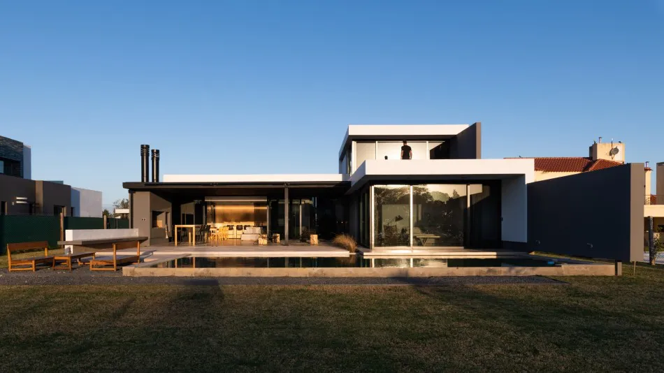 Continuidad: Casa Nur