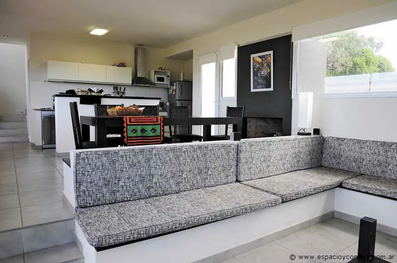 Con el mar en el horizonte