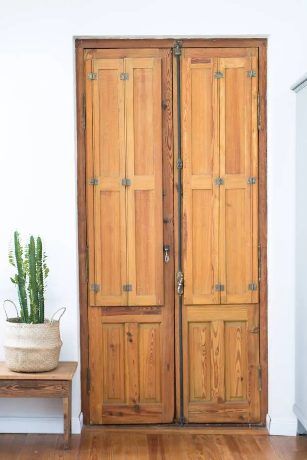 Aberturas de madera retro