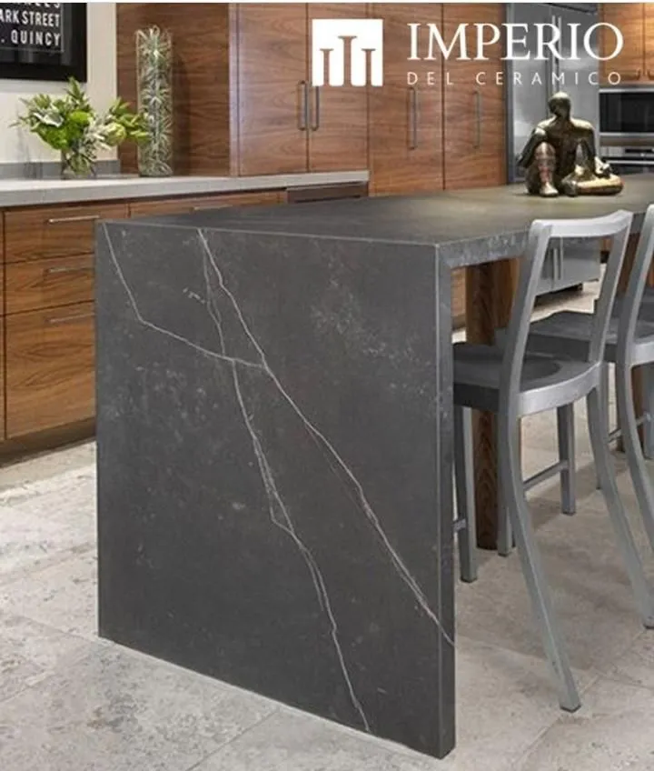 El color negro: nueva tendencia en baños y cocinas