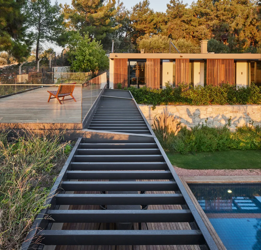 102452-preview_low_7678-1_102452_sc_v2com