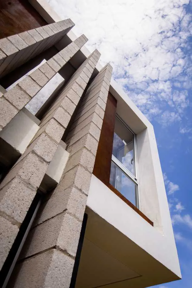 Sintético y moderno