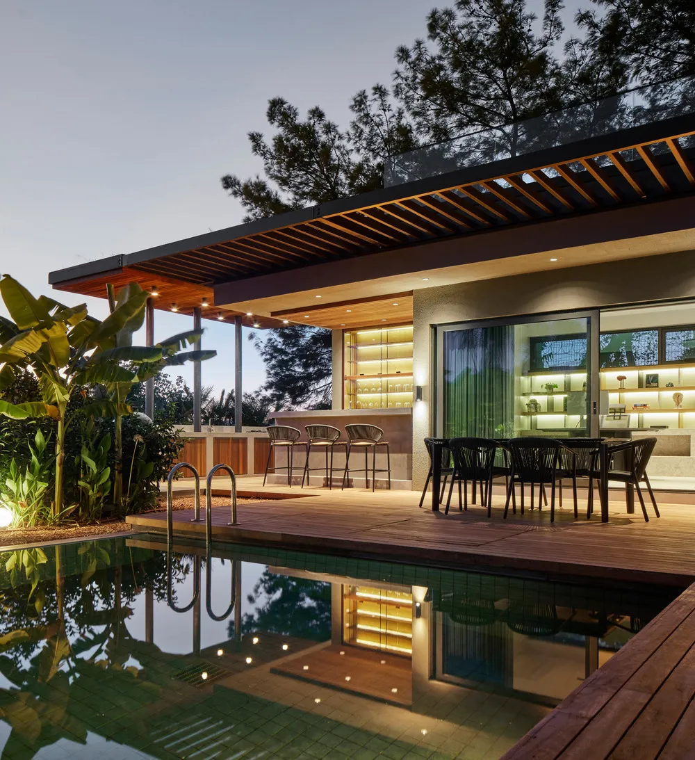 102453-preview_low_7678-1_102453_sc_v2com