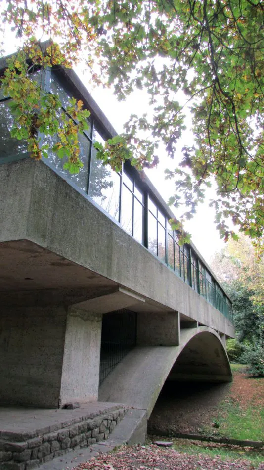 La Casa sobre el Arroyo