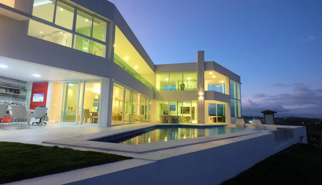 LAKE HOUSE II